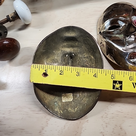 PAIR Vintage Solid Brass Decorative Mask, Made in India, Two-Toned Brass Mask. - Picture 5 of 8